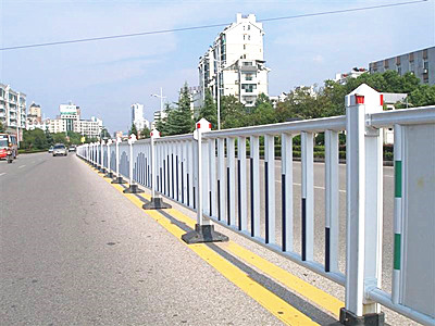 城市交通护栏图片4